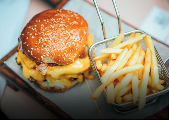 Alimentos grasos son más difíciles de digerir a medida que envejeces