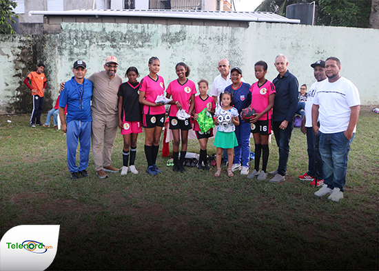 Realizan segundo torneo de fútbol femenino de la Fundación Morel Familia