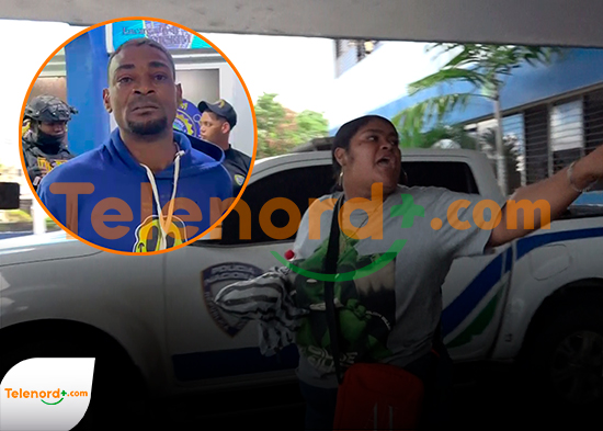 Hija de hombre acusado de atracar su expareja en SFM sale en su defensa; escenifican trifulca dentro del cuartel