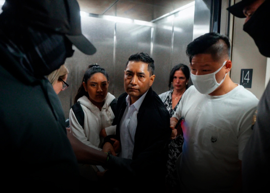 ¡Engañados! Inmigrantes iban a una "audiencia migratoria", sin saber que los deportarían