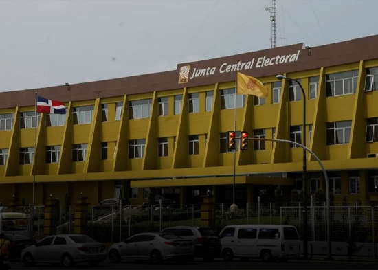 JCE amenaza sancionar a la Fuerza del Pueblo