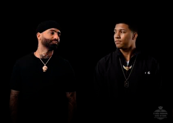 Arcángel alza su voz por su hermano fallecido Justin en nueva campaña de seguridad vial