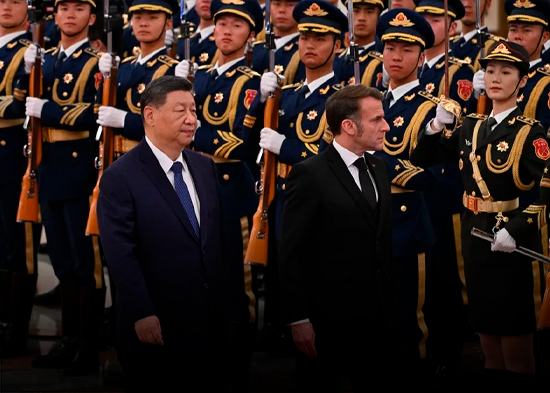 Macron pide a China mediar por la paz en Ucrania y revisar relación comercial