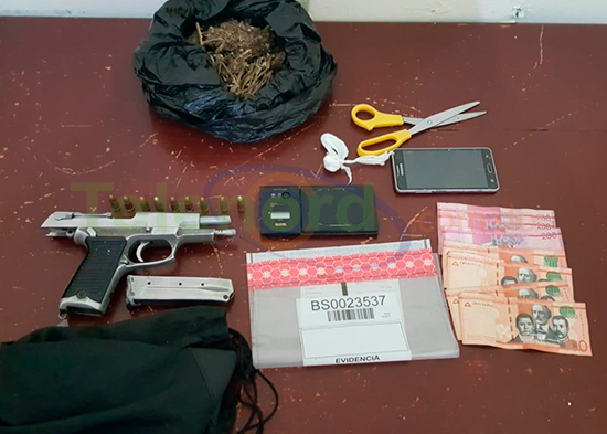 Apresan hombre en medio de operativo realizado en punto de drogas en SFM02