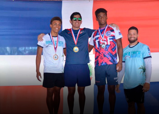 Lucas Ega y Laurent Estrada ganan Abierto Natación de Aguas Abiertas en Boca Chica
