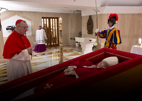 El último adiós al papa Francisco: funeral el sábado y capilla ardiente desde el miércoles