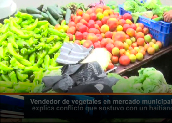 Vendedor de vegetales en mercado municipal de SFM explica conflicto que sostuvo con un haitiano