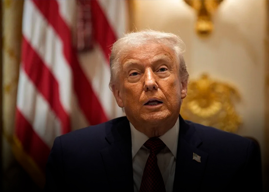 Trump carga contra republicanos que votaron resolución sobre futuras misiones en Venezuela