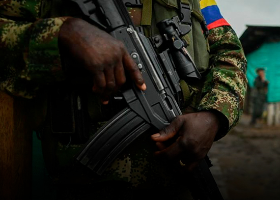 Tres disidentes muertos y dos más detenidos deja operación militar en el sur de Colombia