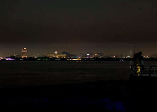 Lo último de la guerra de Irán: atacan embajada de EE.UU. en Riad y más bombardeos en Beirut