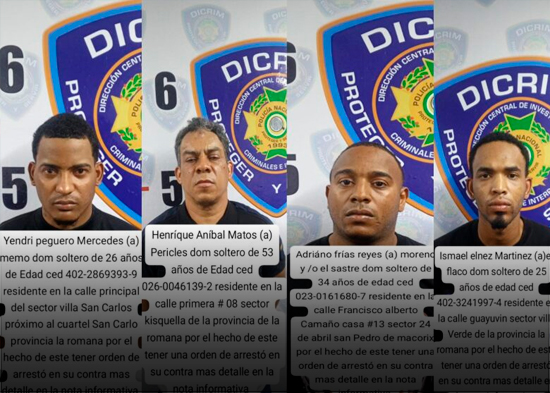 Policía desarticula banda que simulaba operativos de la DNCD para cometer atracos; 4 detenidos y un prófugo