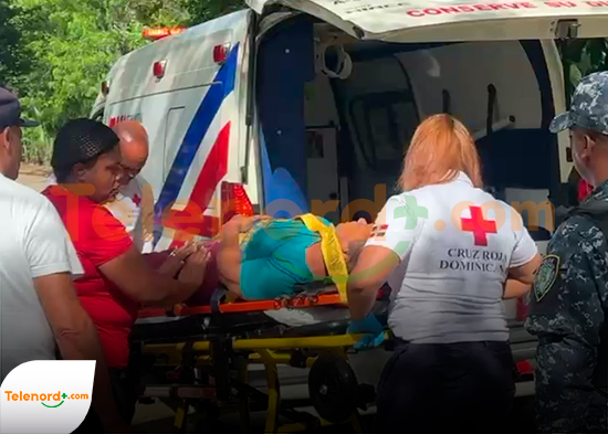 Mujer resulta herida tras caer de un árbol en comunidad de El Pozo en Génimo