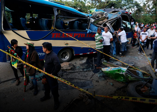 Sube a 14 el número de muertos y 38 heridos por ataque en la Vía Panamericana en Colombia