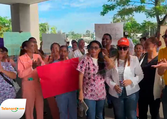 “El gobierno no cumplió” afirman  enfermeras durante paro en hospital Ángel Gatón SFM