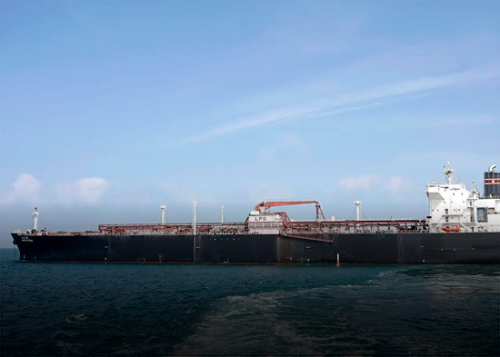 Un petrolero es secuestrado frente a Yemen y desviado hacia Somalia