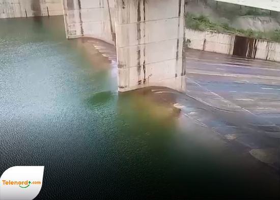 Presa de monción comienza a verter por su desagüe natural en Santiago Rodríguez