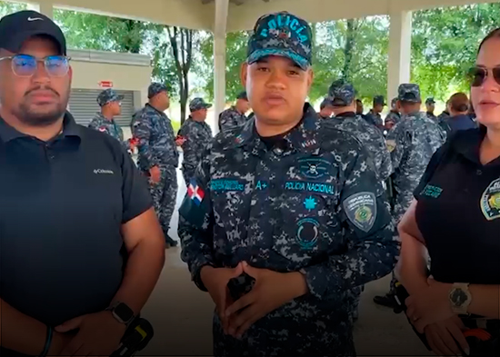 PN capacita agentes en SFM sobre uso de cámaras corporales y armas eléctricas no letales