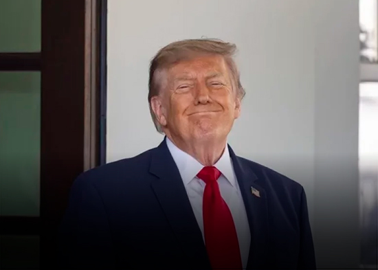 Donald Trump renuncia al impuesto del 20 % en el estrecho de Ormuz: ¿Por qué lo sustituyó?