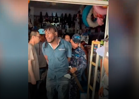 Detienen haitiano intento agredir a su pareja a machetazos en SFM
