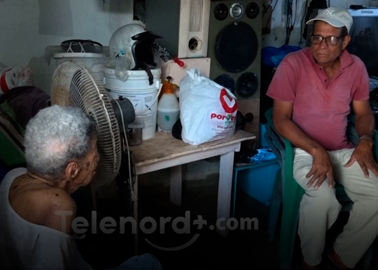 Historia Humana Anciano cuida a su madre de 94 años y pide ayuda para una vivienda