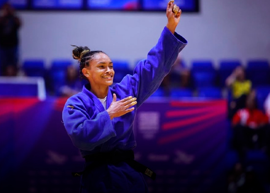 Ana Rosa Smerlin conquista primera medalla de oro para la República Dominicana en judo