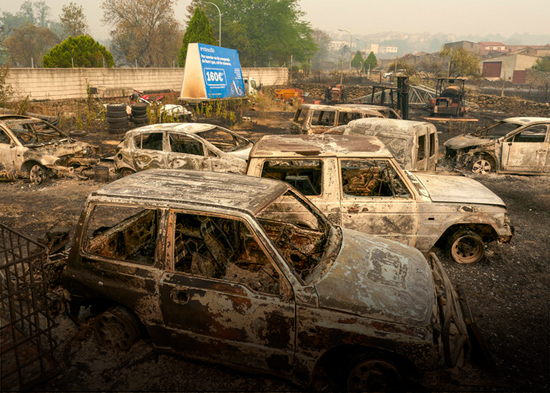 España levanta orden de evacuación por incendios en la provincia de Ávila
