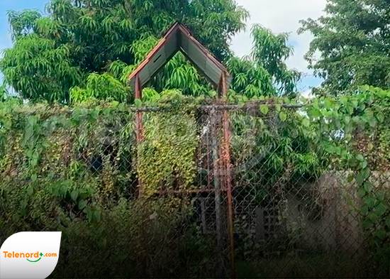 Abandonado luce parque recreativo del sector Vista al Valle en SFM