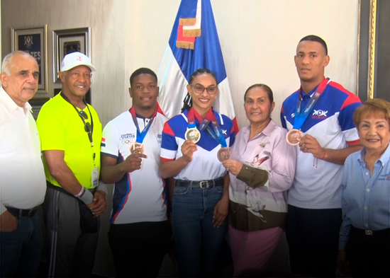 Gobernadora de Duarte reconoce a atletas medallistas de los Juegos Centroamericanos