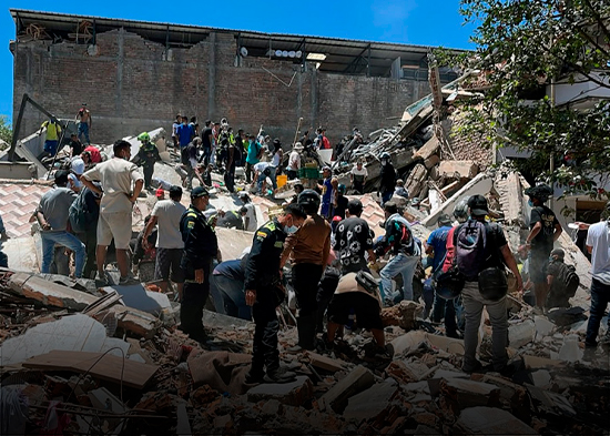 Cali decreta toque de queda y militarización de la ciudad tras terremoto de magnitud 7,4