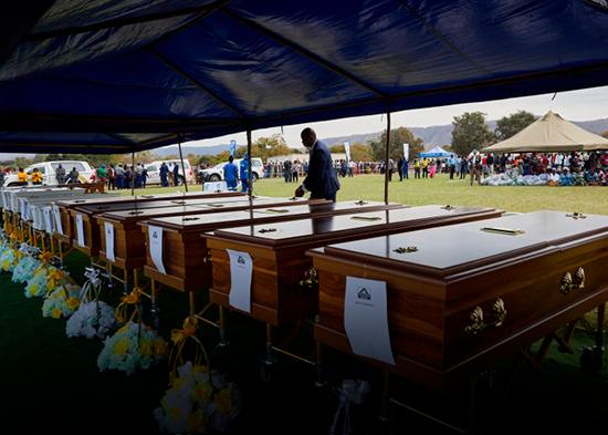 Recuperan 12 cuerpos más en el desastre de ferry en Zimbabue y la cifra de muertos aumenta a 84